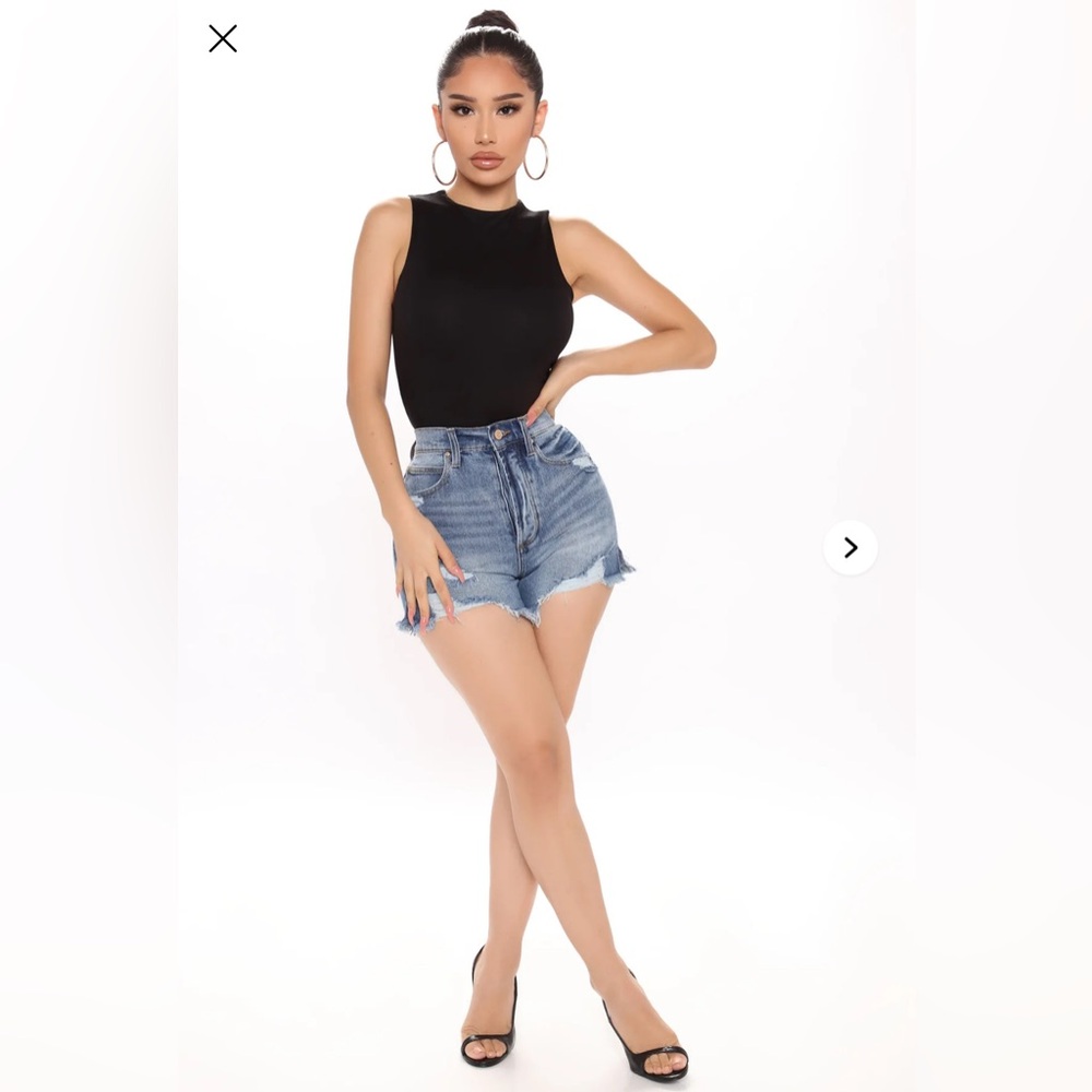 NWT Fashion Nova She Loves Control Denim Shorts